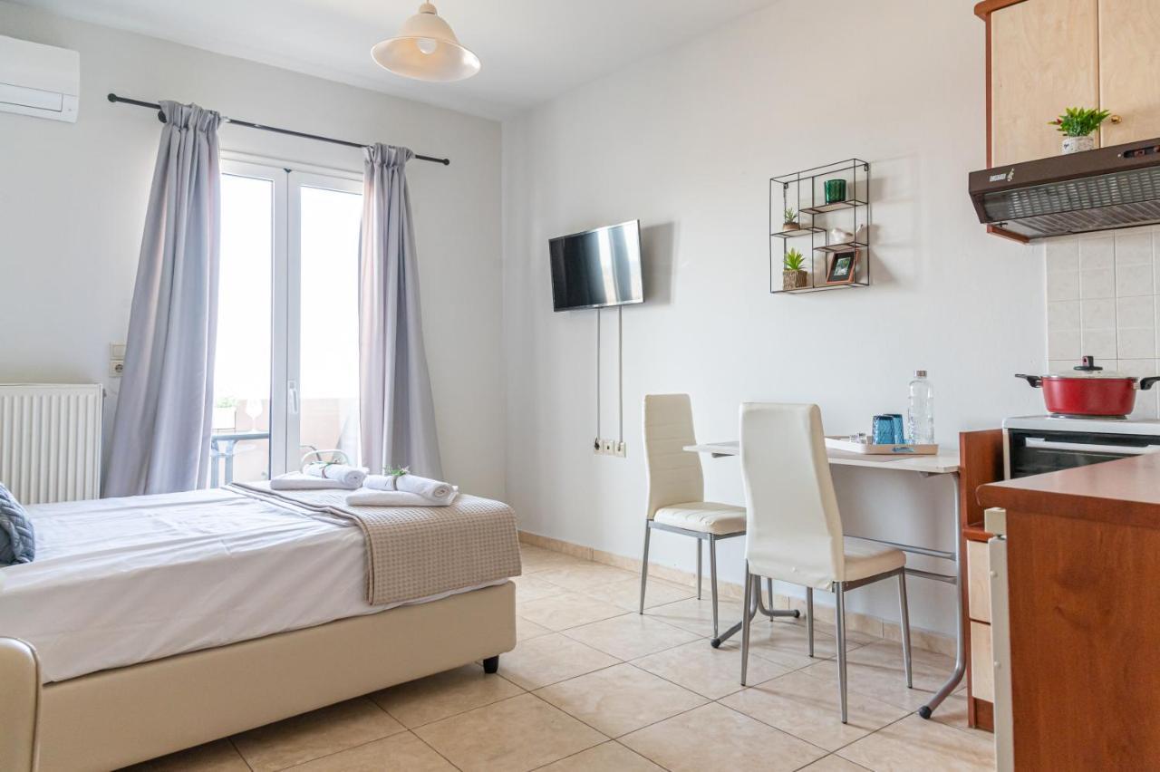 Haris Seaview Apartment イラクリオン エクステリア 写真